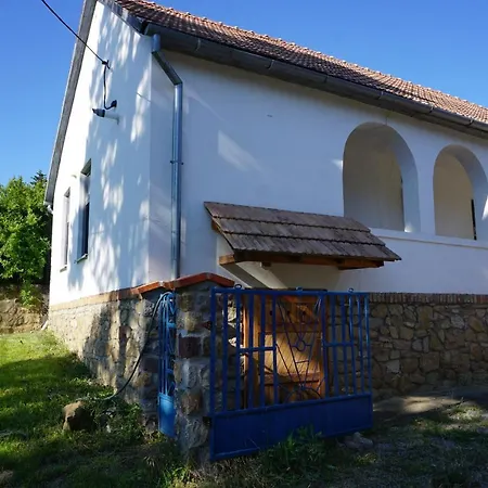 Rural Idyll - Videki Idill * Orfu
